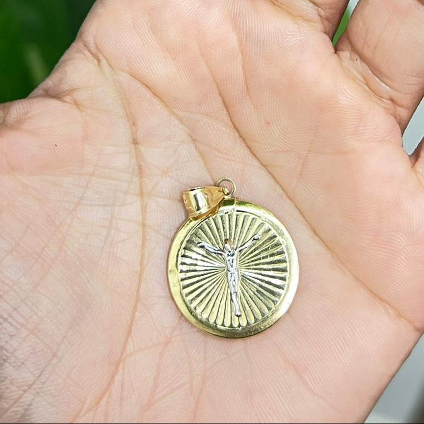 00199- Colgante religioso de doble cara de oro amarillo de 14 quilates