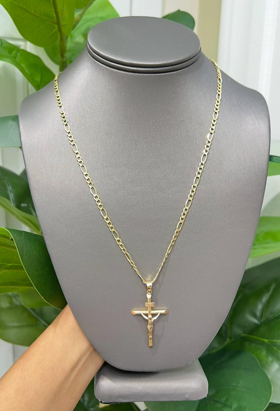 C42- NEW 14K Hollow Figaro Chain 22” (3.5mm) & Crucifix Pendant Set W.G