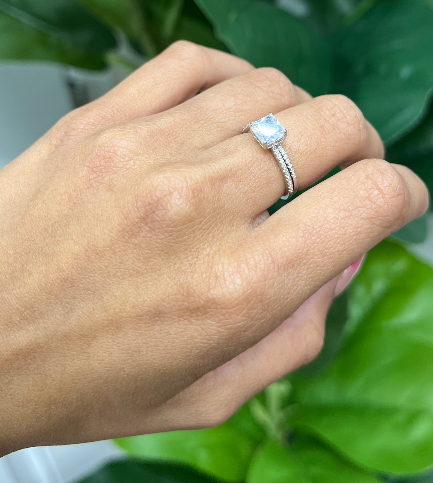 S554- .925 Sterling Silver Square Cz Women's Ring W.G