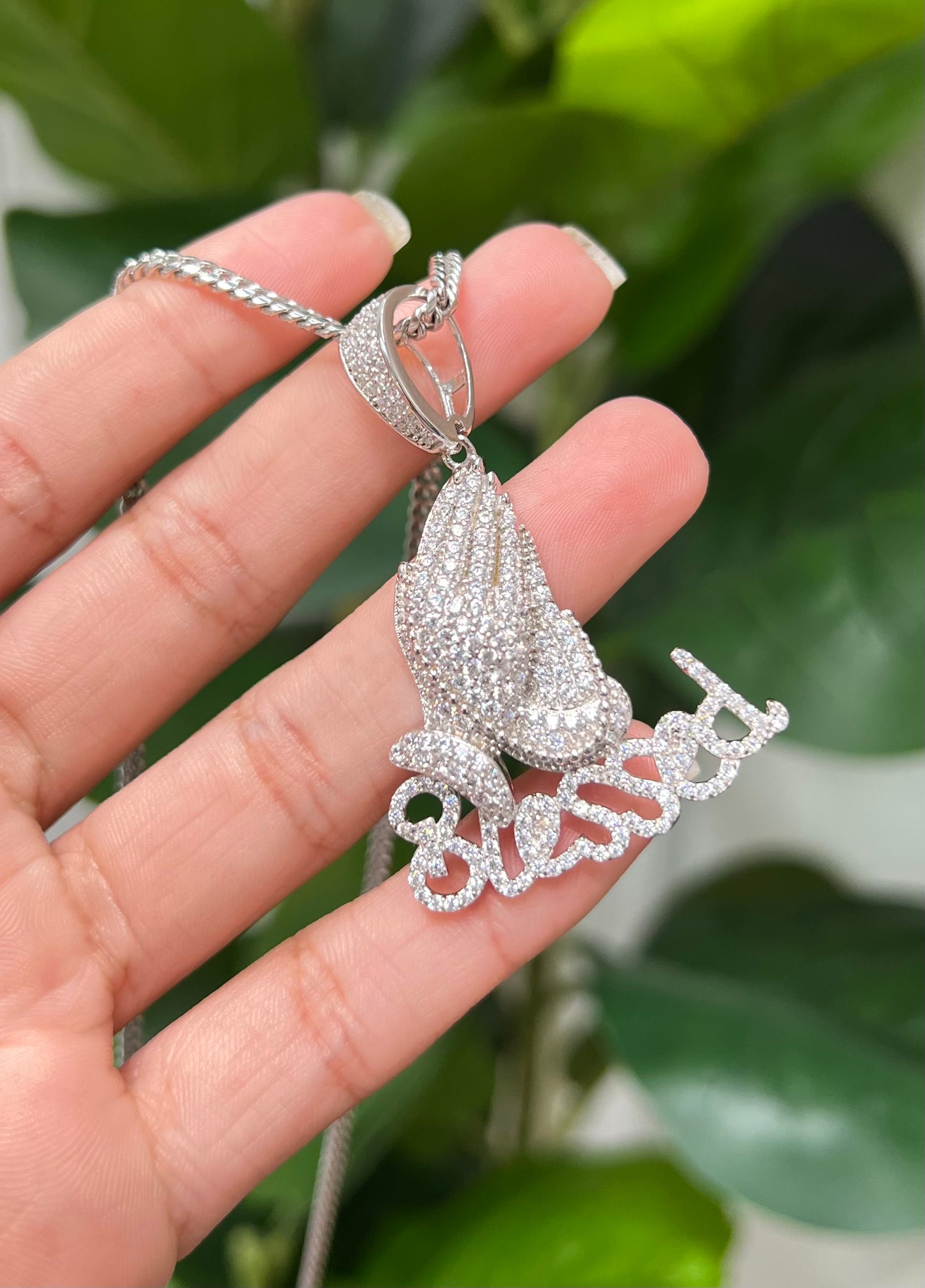 S424- NEW .925 Sterling Silver Full Blessed Hand Pendant W.G
