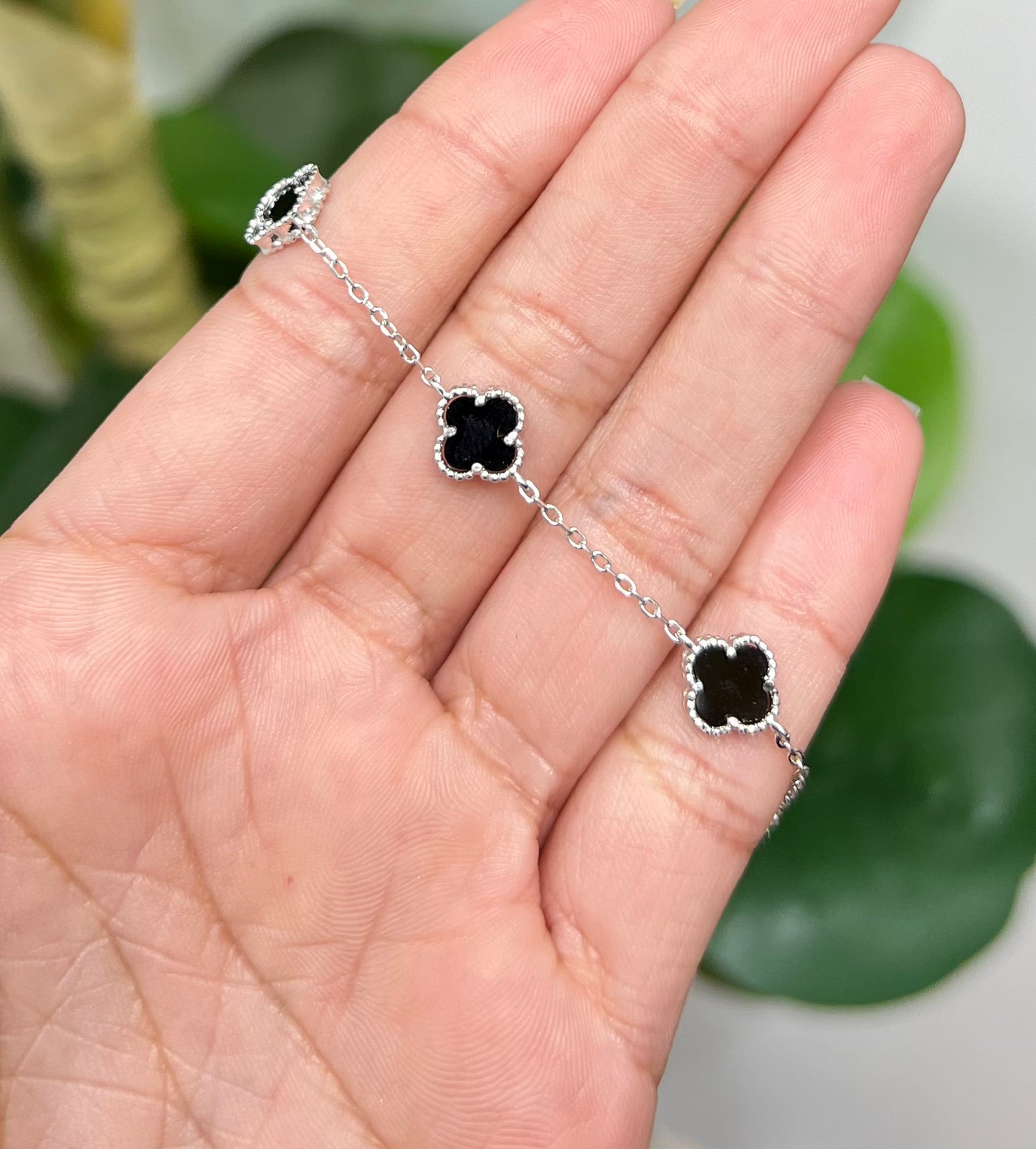 S789- NEW .925 Sterling Silver Black Trebol Bracelet (7.6mm) W.G