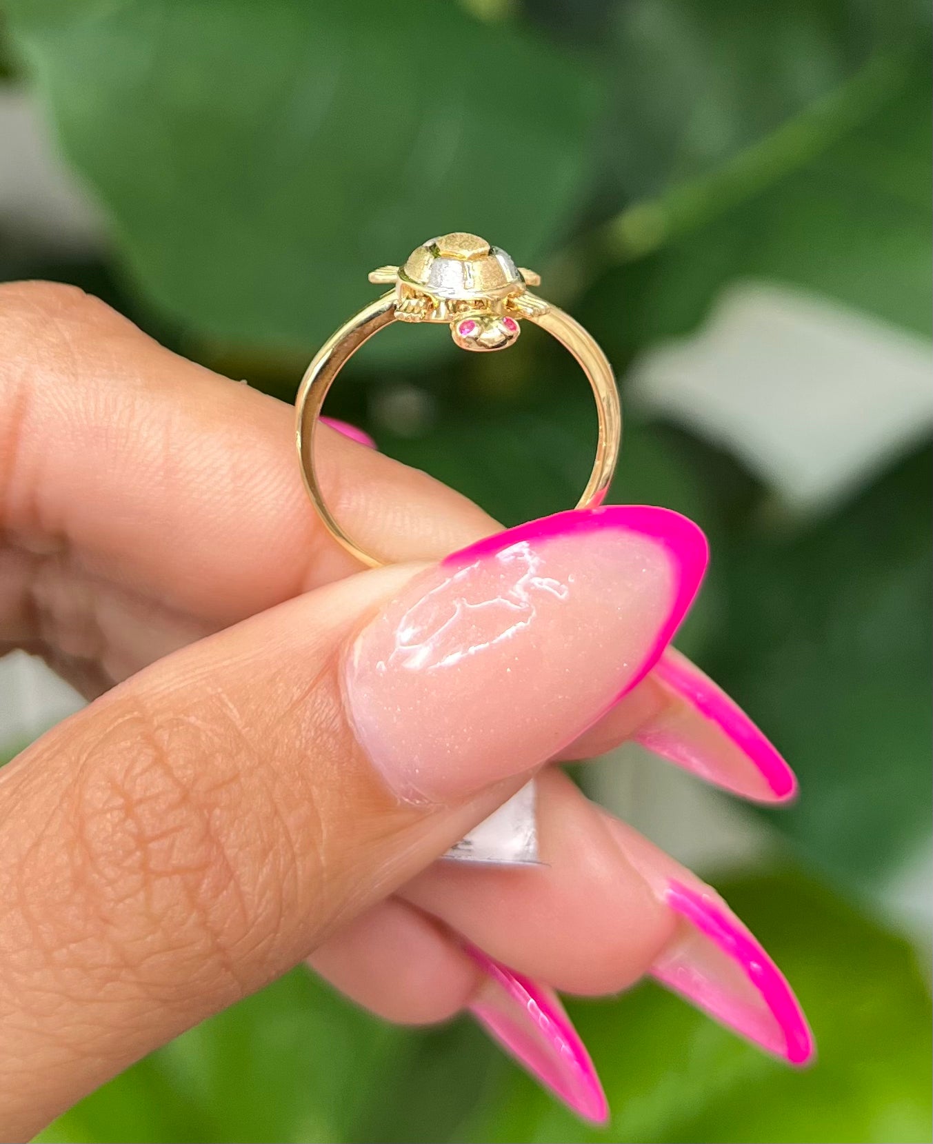 870- NEW 14K Gold Turtle Ring (W.G)
