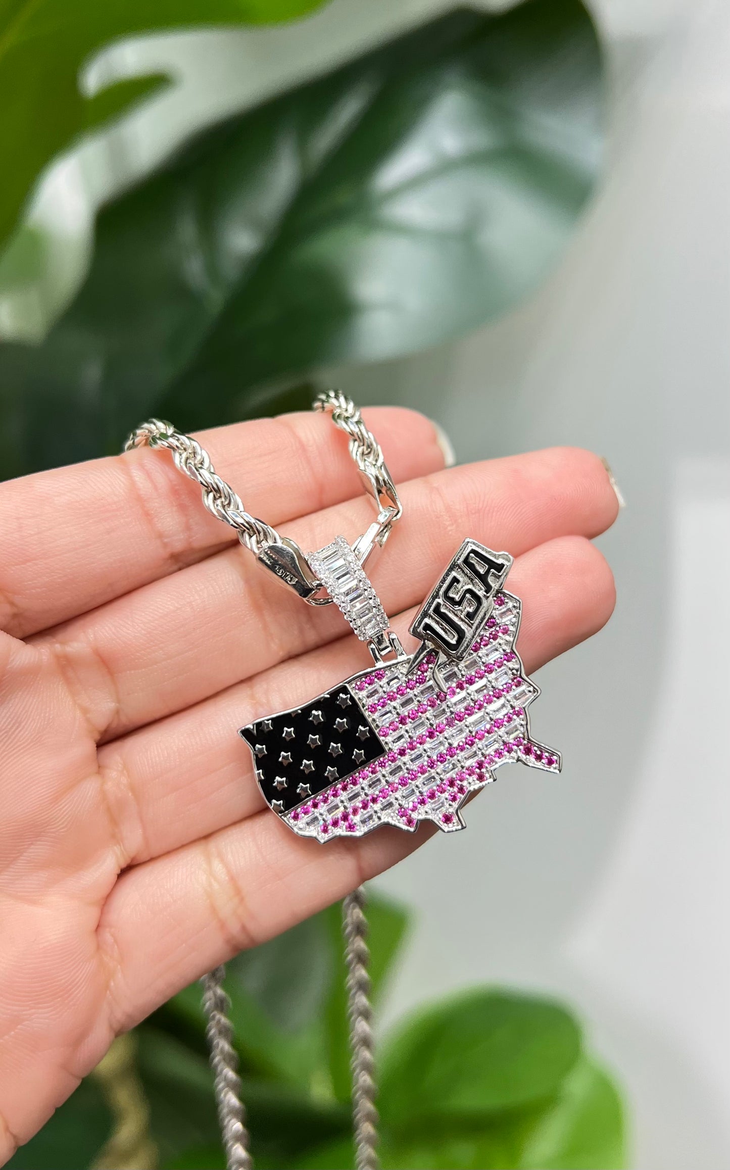S845- NEW .925 Sterling Silver USA Map Flag Pendant W.G
