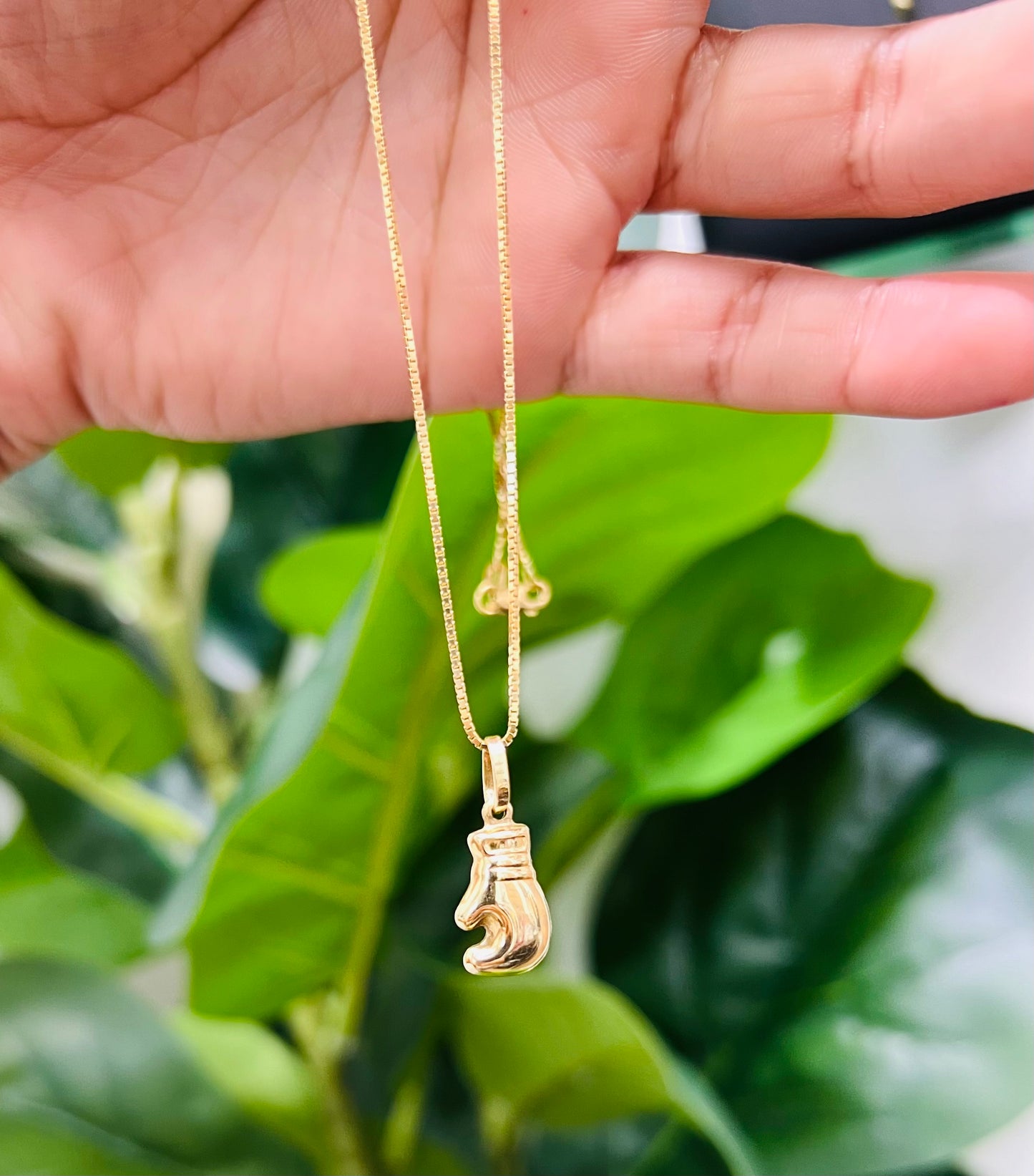 460- NEW 14K Single Hollow Boxing Glove Pendant W.G