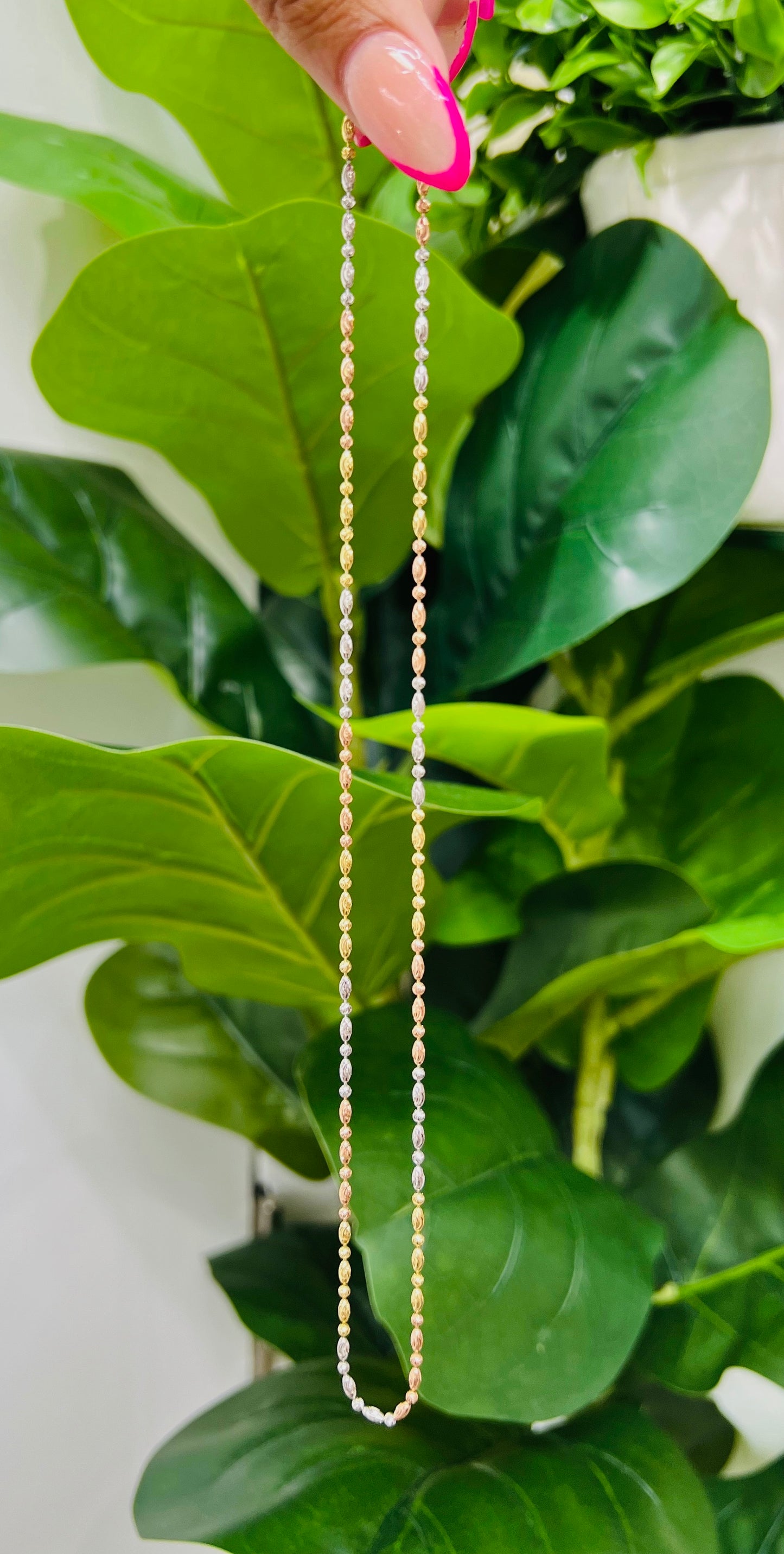 0095- NEW 14K Oval and Bead Tri- Color Chain(1.95mm) W.G