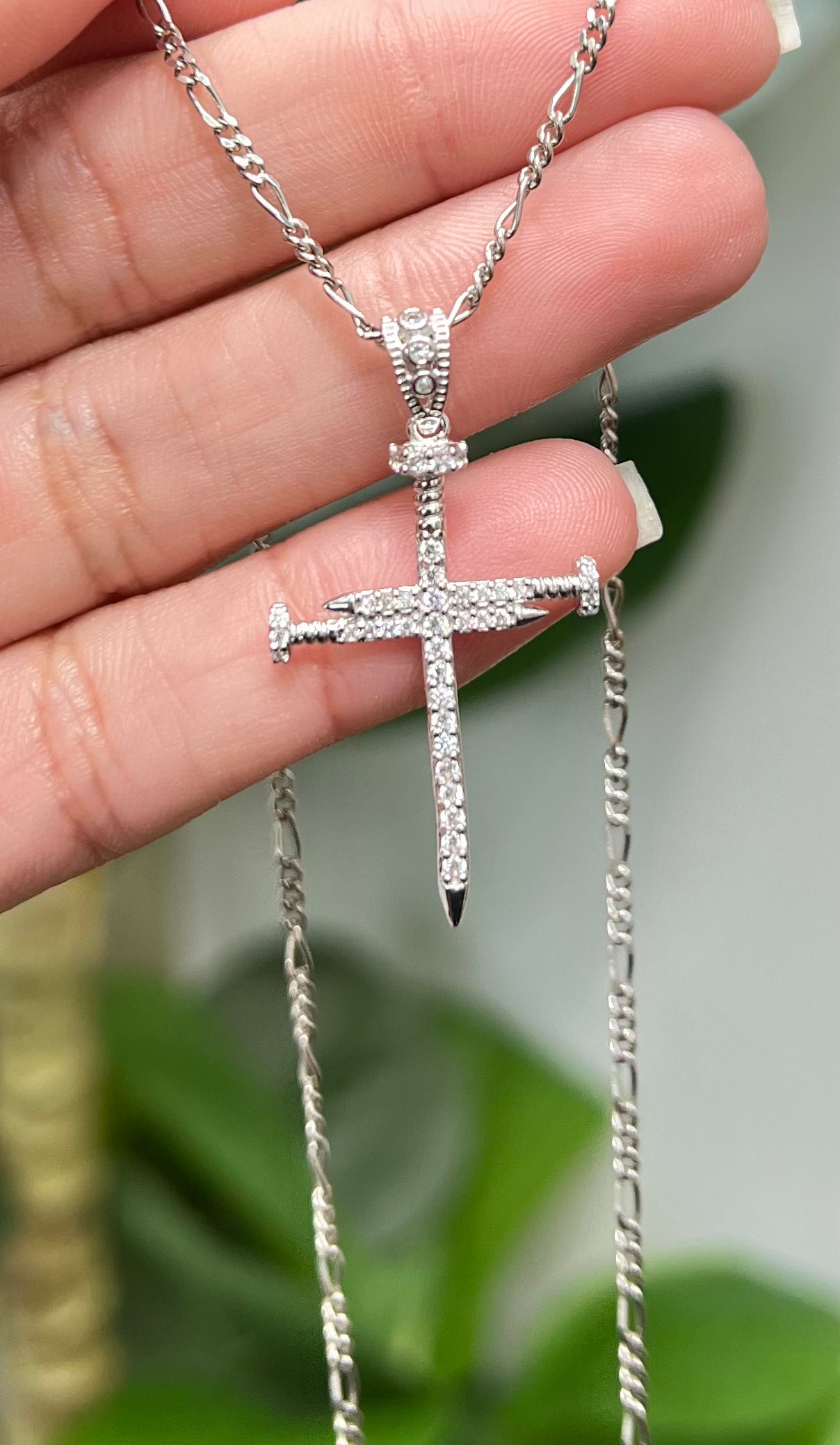 S863 - NEW 925 Sterling Silver Cross Moissanite Stone Pendant W.G
