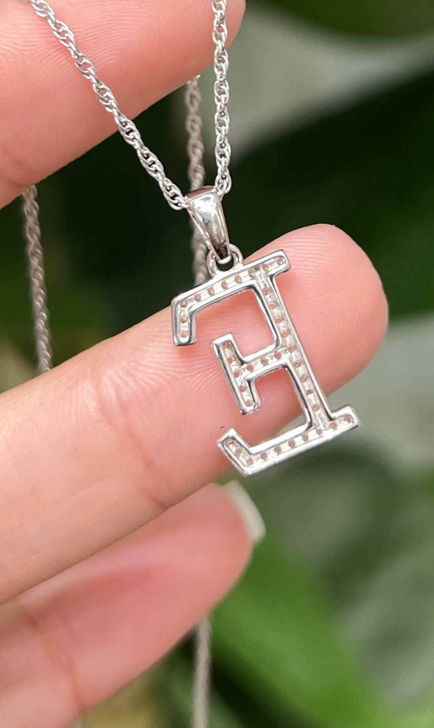 S574- NEW .925 Sterling Silver Letter “E” Pendant W.G