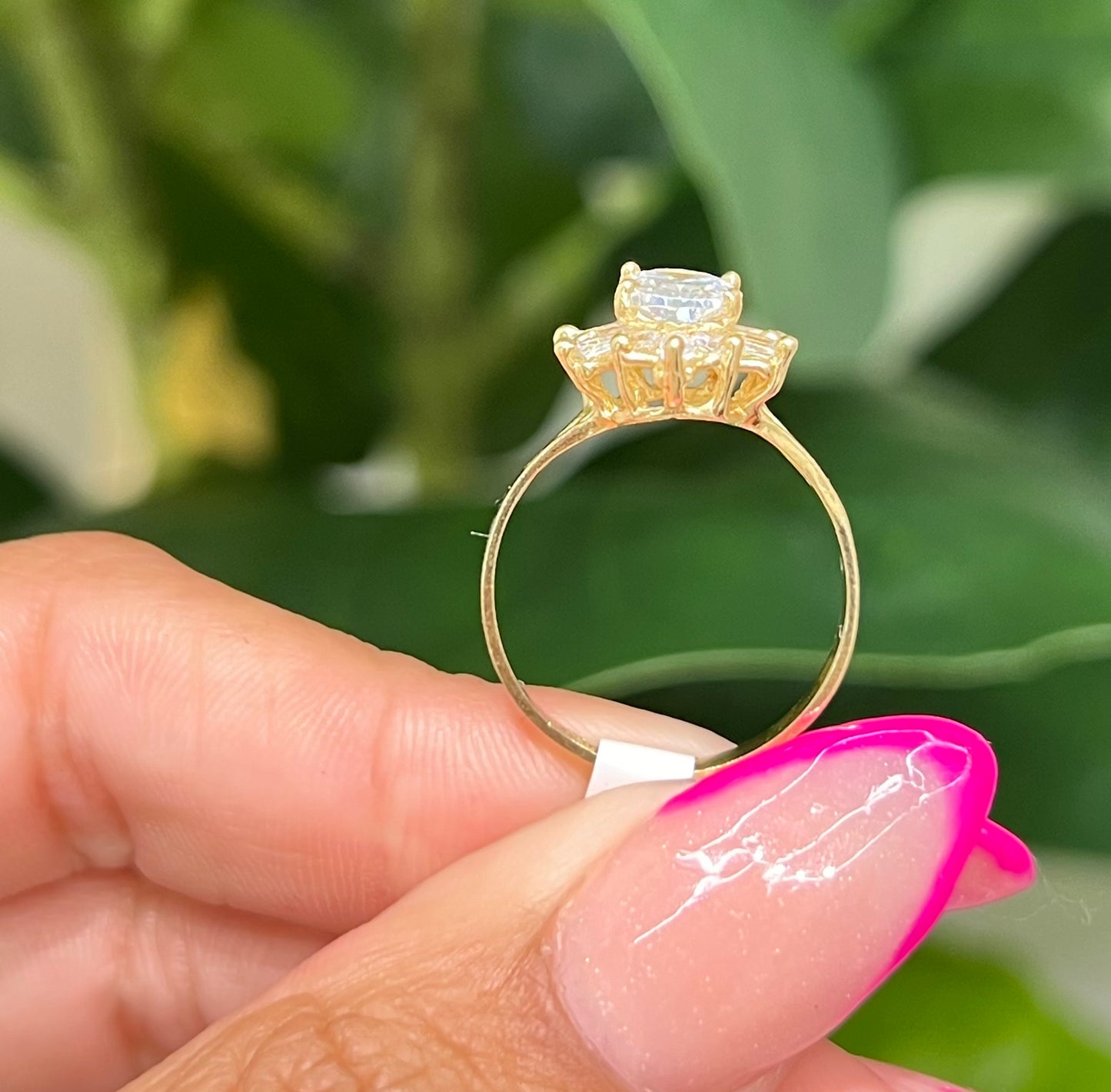 501- NEW 14K Gold Cubic Zirconia Star Stone Ring W.G
