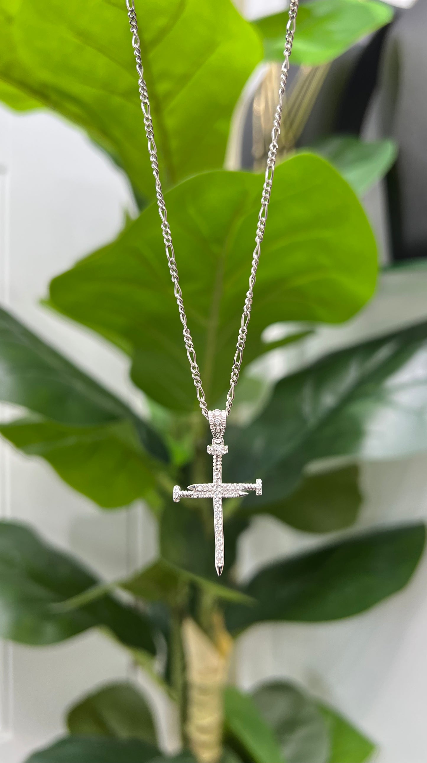 S863 - NEW 925 Sterling Silver Cross Moissanite Stone Pendant W.G