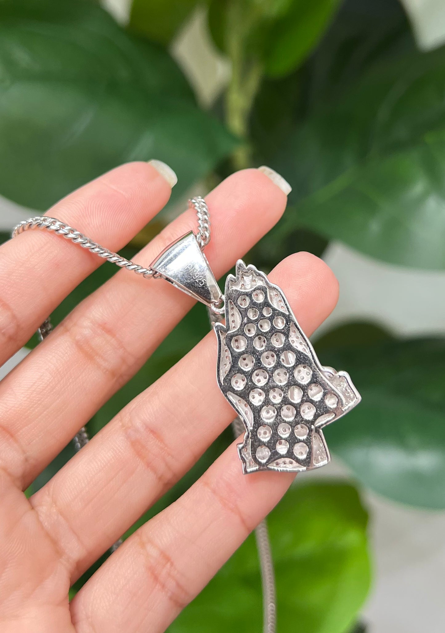 S405- NEW .925 Sterling Silver Full CZ Praying Hands Pendant W.G