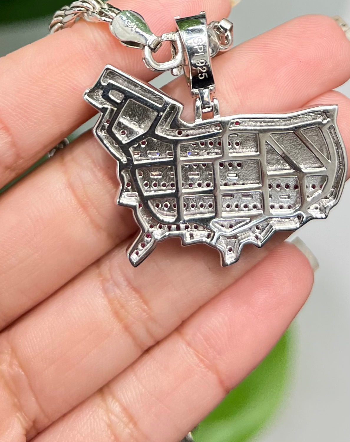 S845- NEW .925 Sterling Silver USA Map Flag Pendant W.G