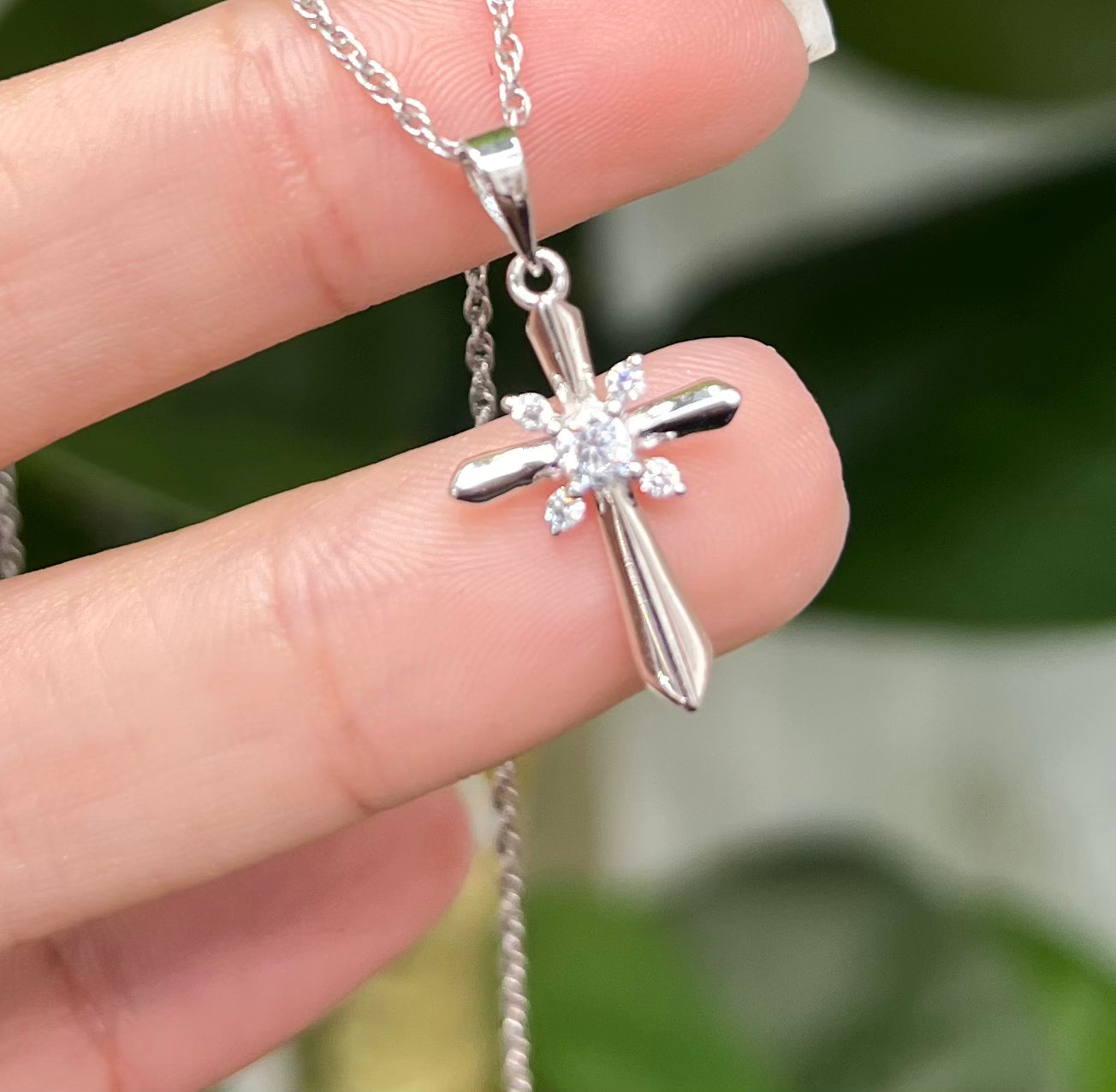 S861- NEW .925 Sterling Silver Cz Cross Pendant W.G
