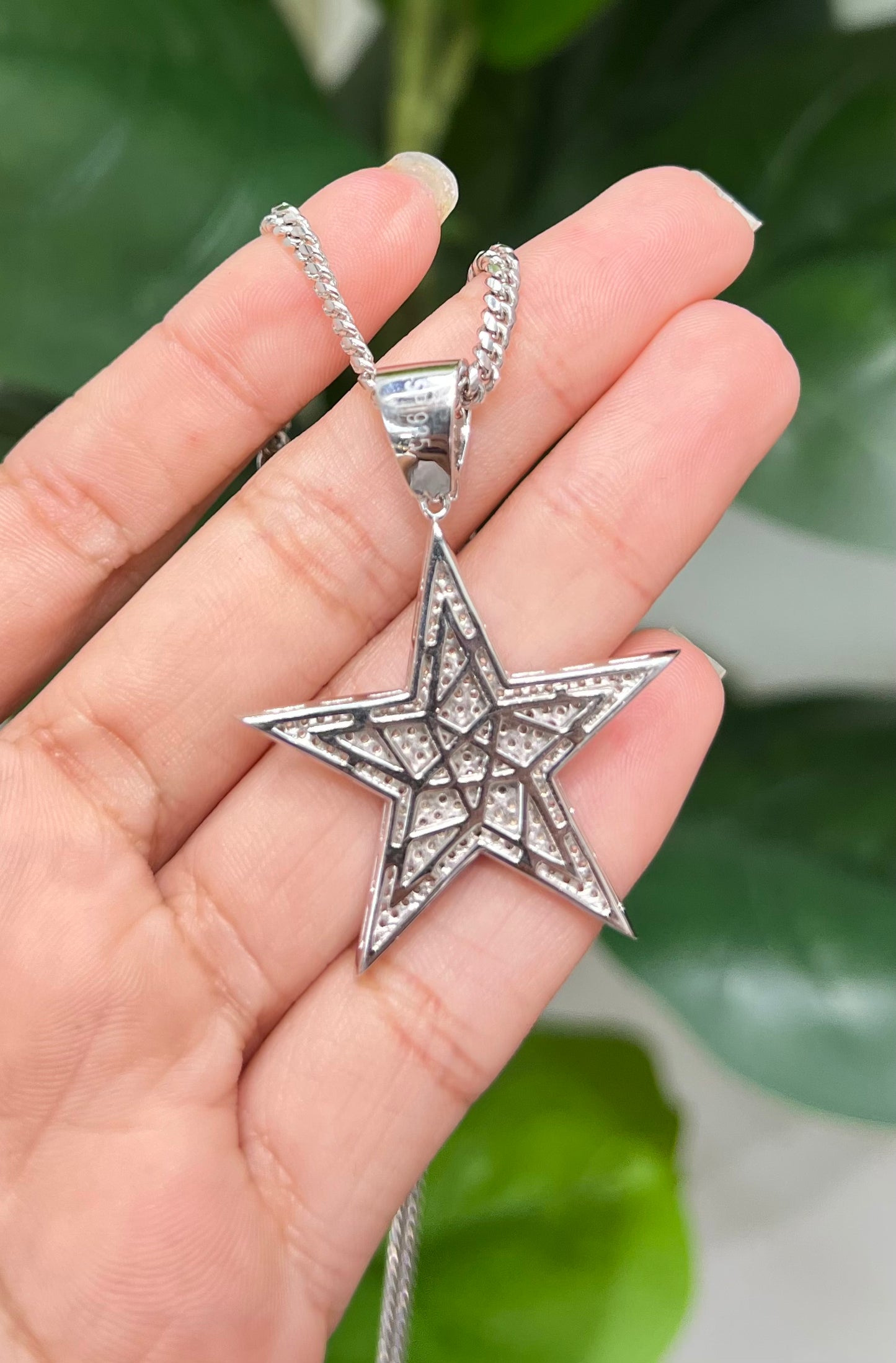 S401- NEW .925 Sterling Silver Full CZ Star Pendant W.G
