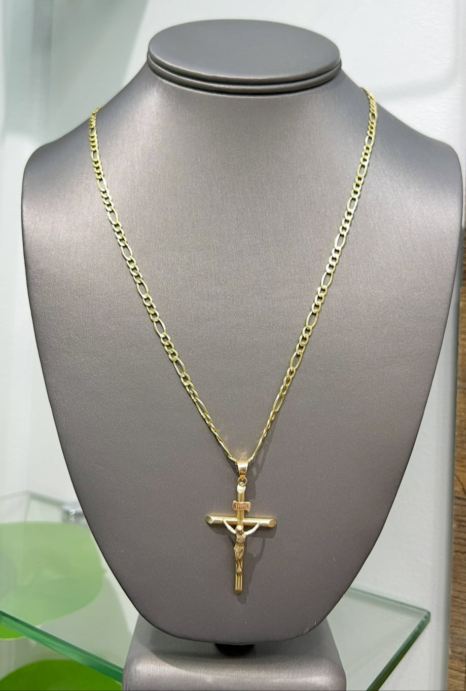 C42- NEW 14K Hollow Figaro Chain 22” (3.5mm) & Crucifix Pendant Set W.G