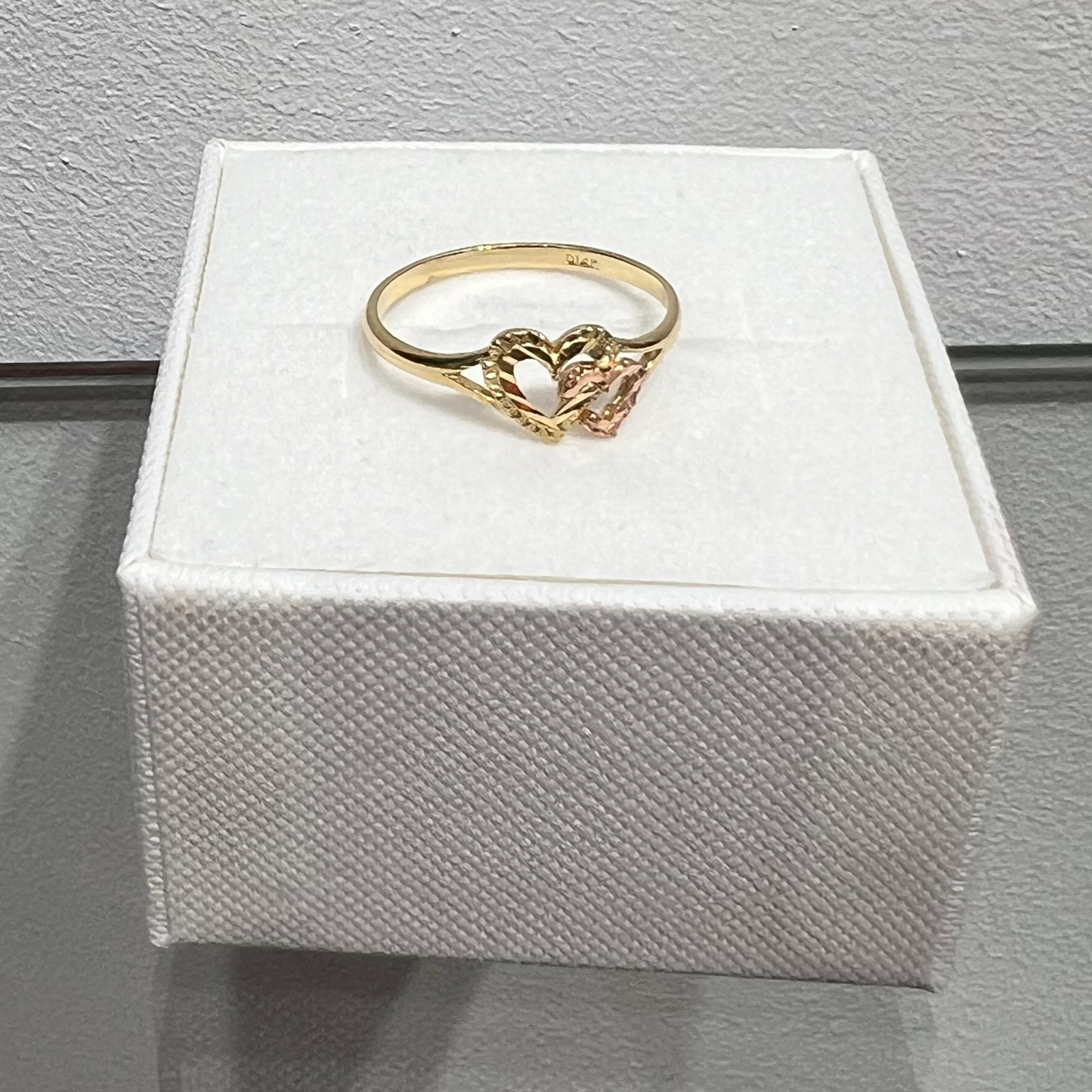 868- NEW 14K Gold Double Hearts Ring (W.G)