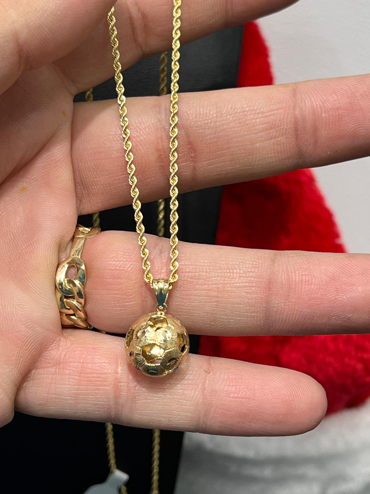 C7- NEW Rope Chain & Soccer Ball Pendant Set