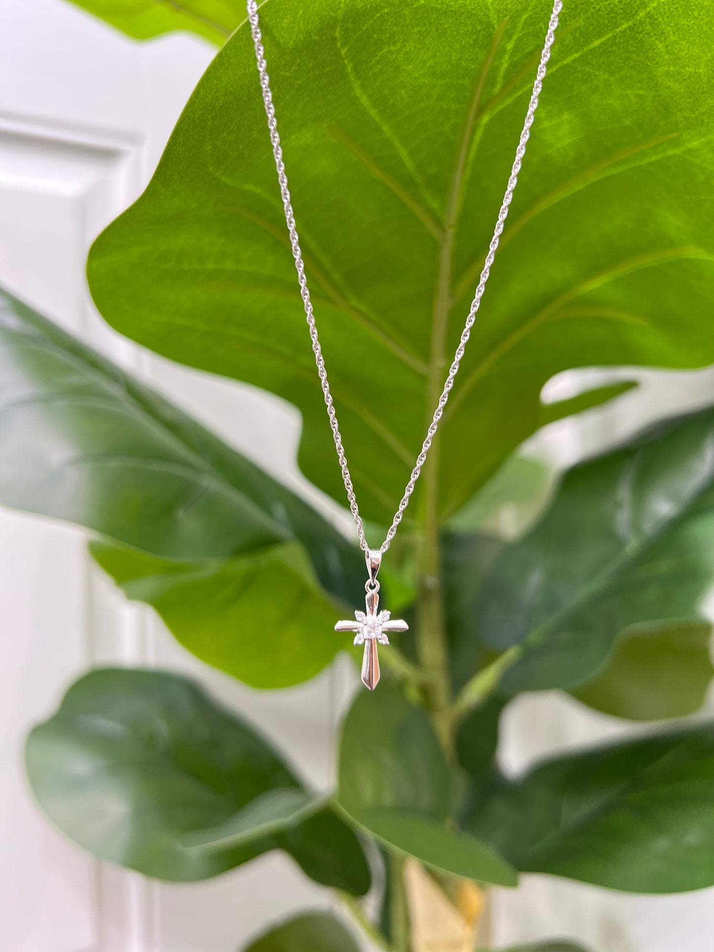 S861- NEW .925 Sterling Silver Cz Cross Pendant W.G