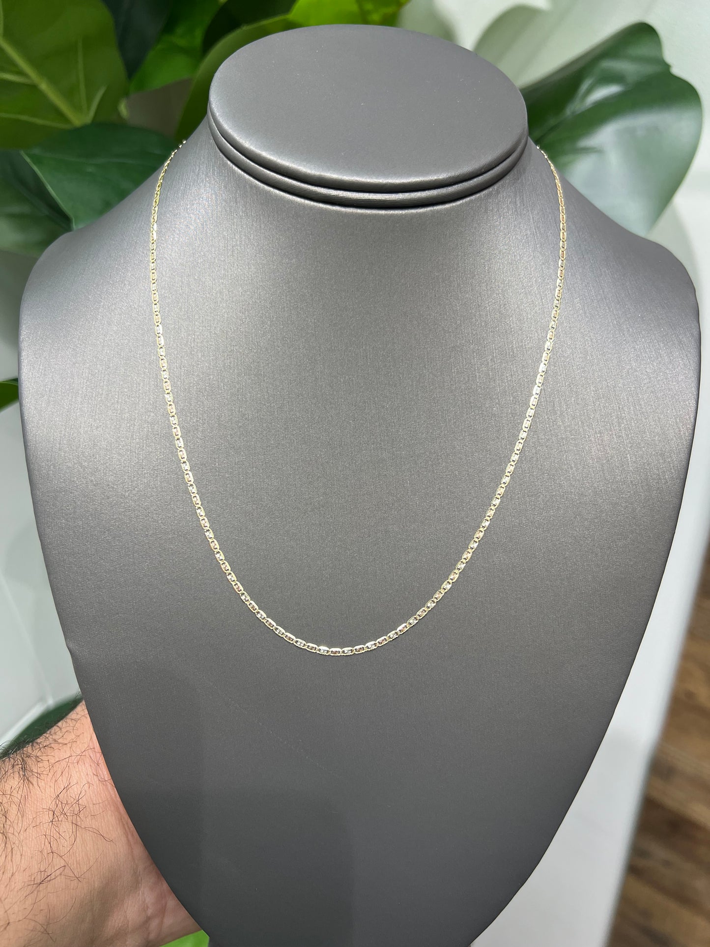 1396- NEW 14K Solid Valentino Tri- Tone Chain 18" (1.8mm) W.G