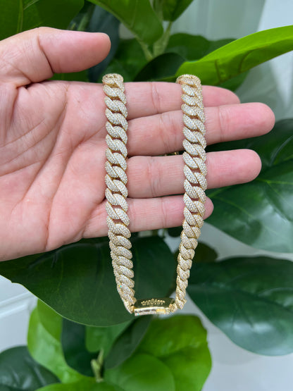 1179-NEW 14K Hollow Cuban Chain Full Cz by Monaci 20" (12mm) W.G