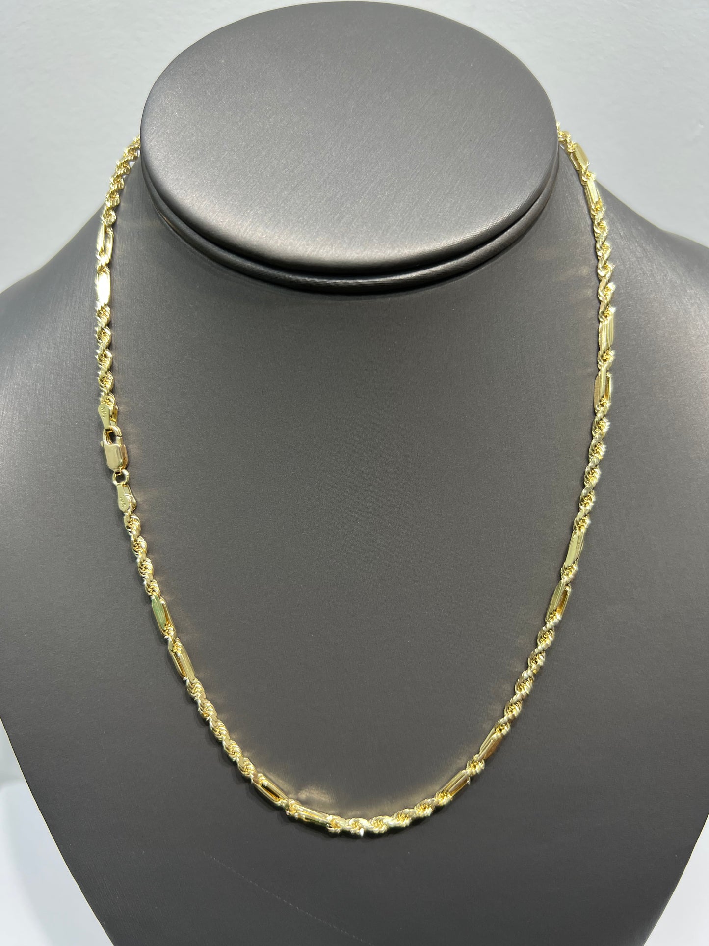1285-NEW 10K Hollow Milano Chain 18” (3mm) W.G