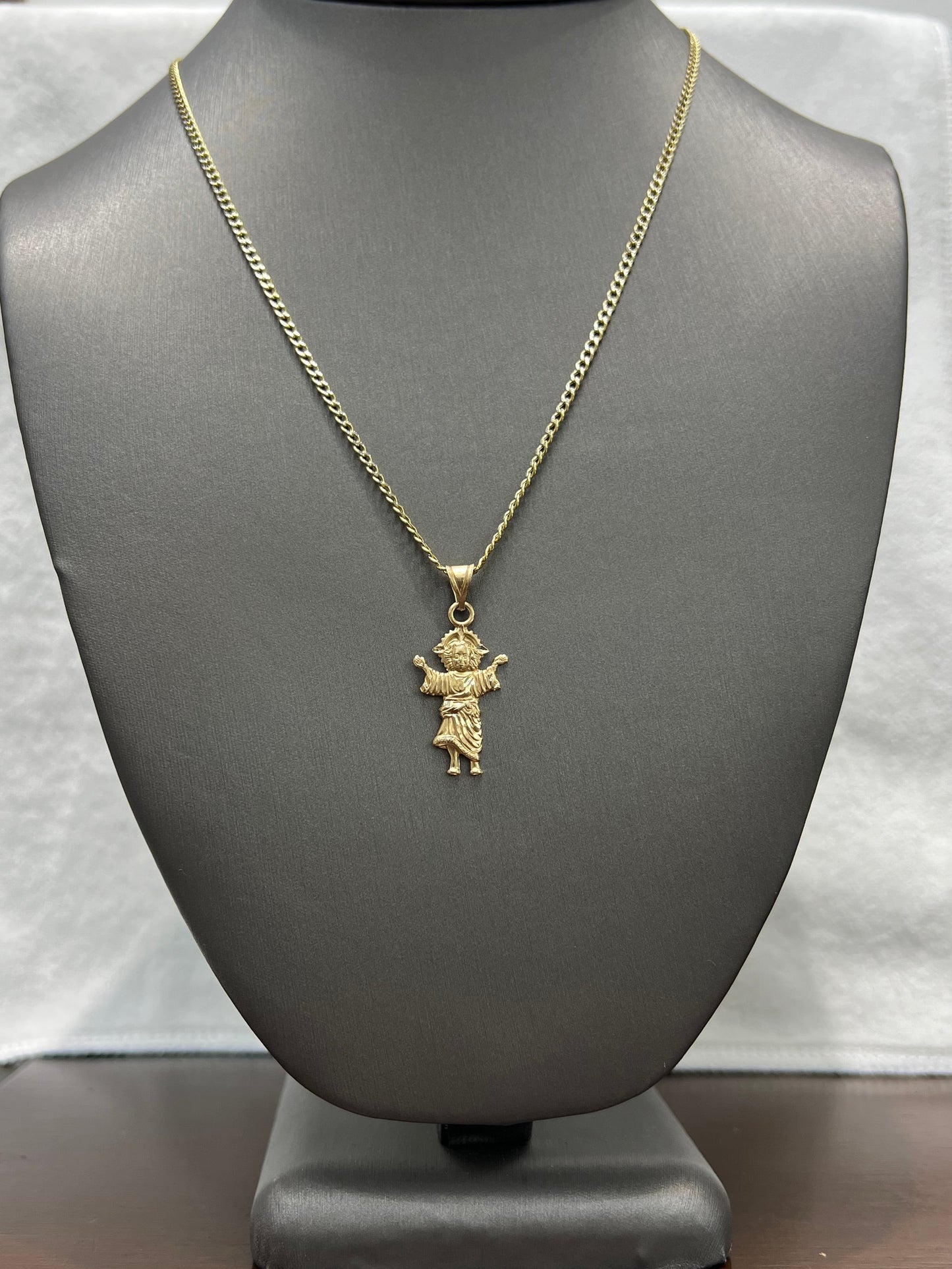 C32- NEW 14K Two Tone Hollow Miami Cuban Chain 20” (2.5mm) and Divine Child Jesus pendant SET