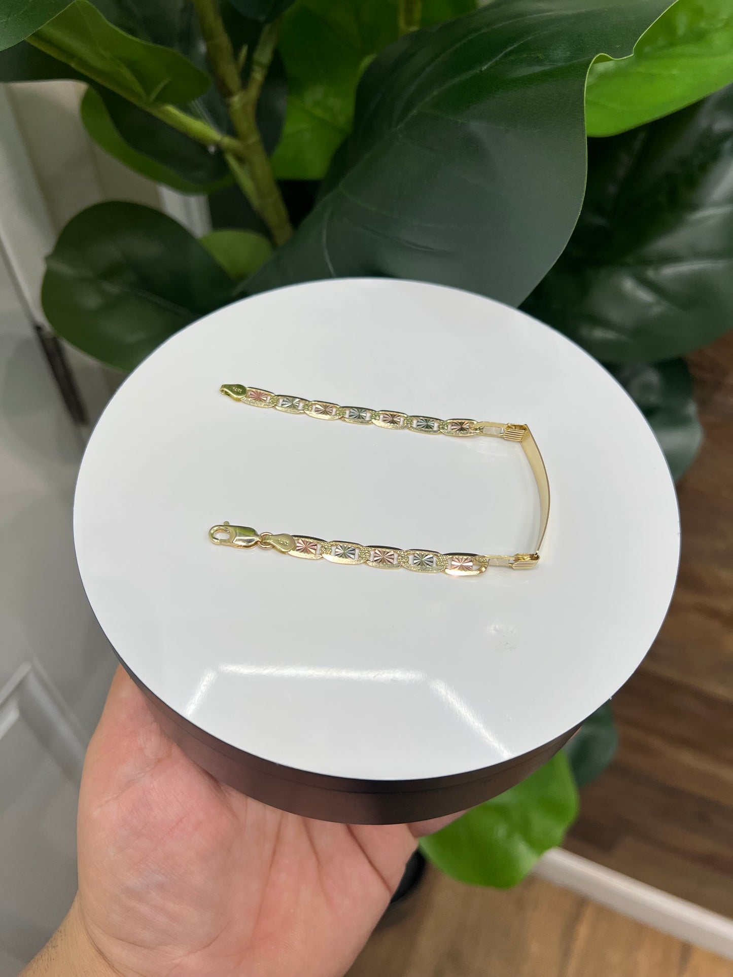 1333- NEW 14K Valentino ID Bracelet Tri Tone W.G