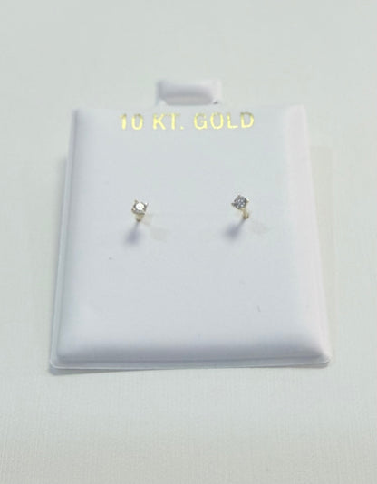 1691- NEW 10K Zirconia Stud Earrings (2mm) W.G