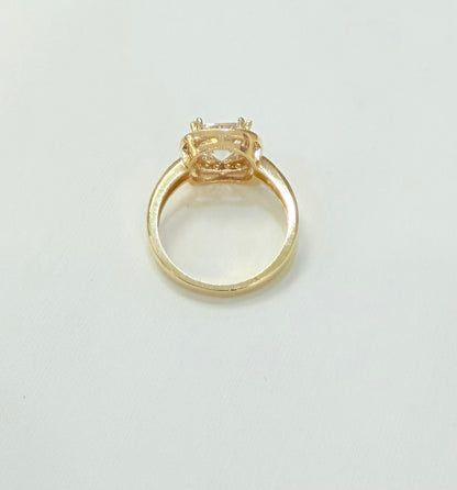 1775- NEW 10K Square Cz  Wedding/ Engagement Ring W.G