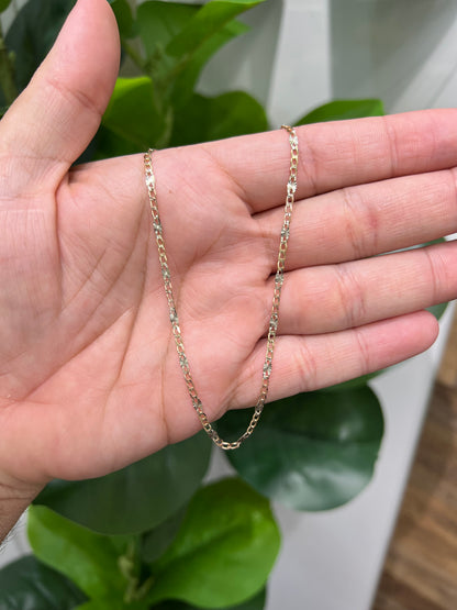 00173-NEW 14K Solid Tri-Tone Figaro chain  (2.27mm).W.G