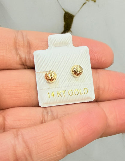 1700- NEW 14k Gold Diamond-Cut 5.3mm Domed Stud Earrings W.G