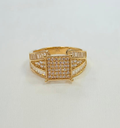 937- NEW 14K Square Fashion Cz Ring W.G