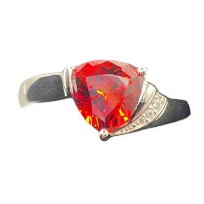 S558- .925 Elegant Trillion Garnet Cz Ring Size 7