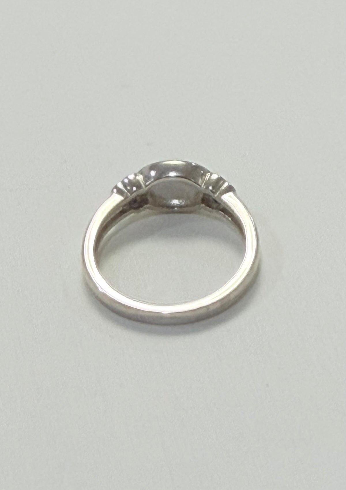 S904- NEW .925 Sterling Silver Larimar Oval Ring W.G