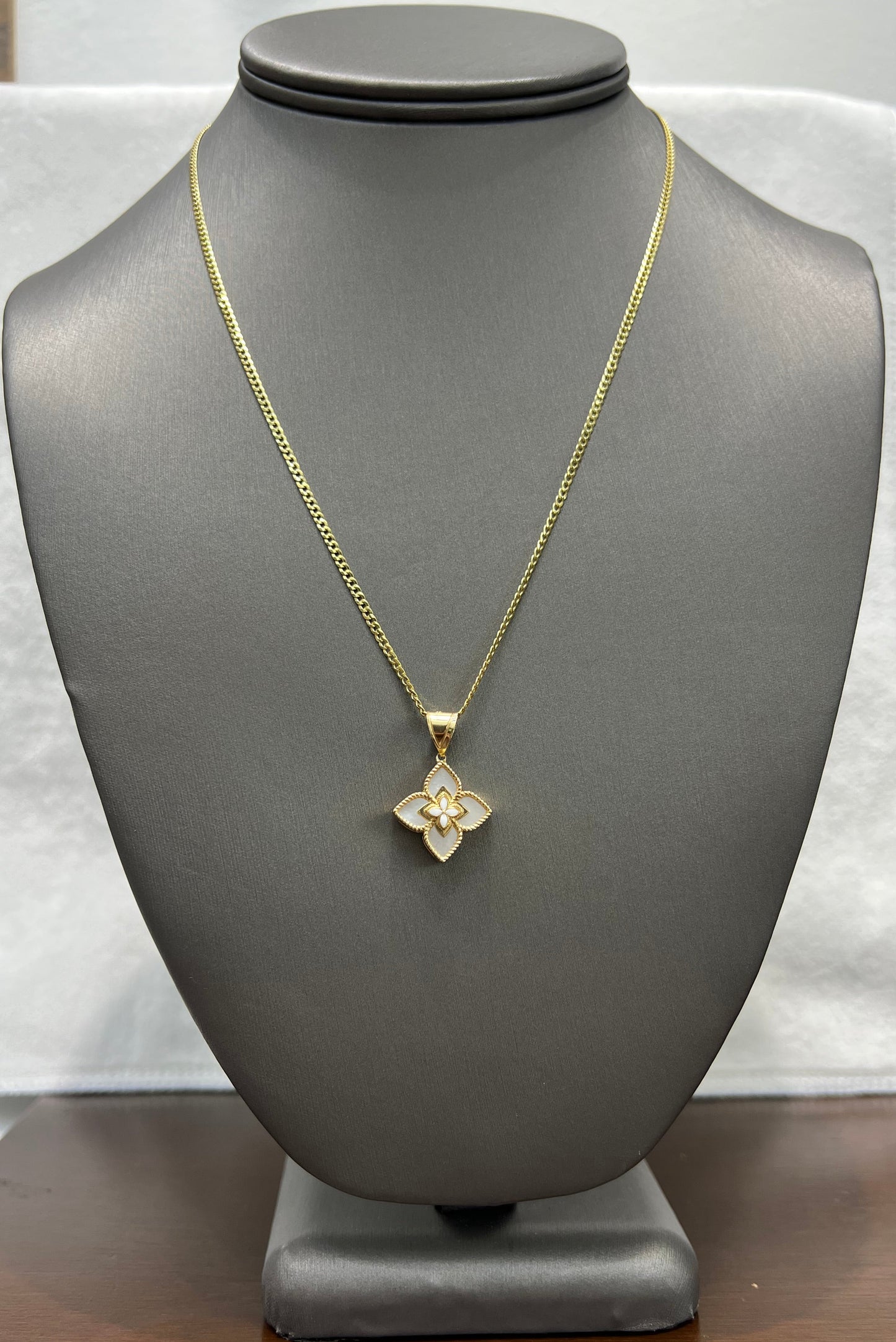C71- NEW 14K Solid Flat Cuban Curb Chain 18" (2.0mm)+ 14K White Clover Pendant SET W.G