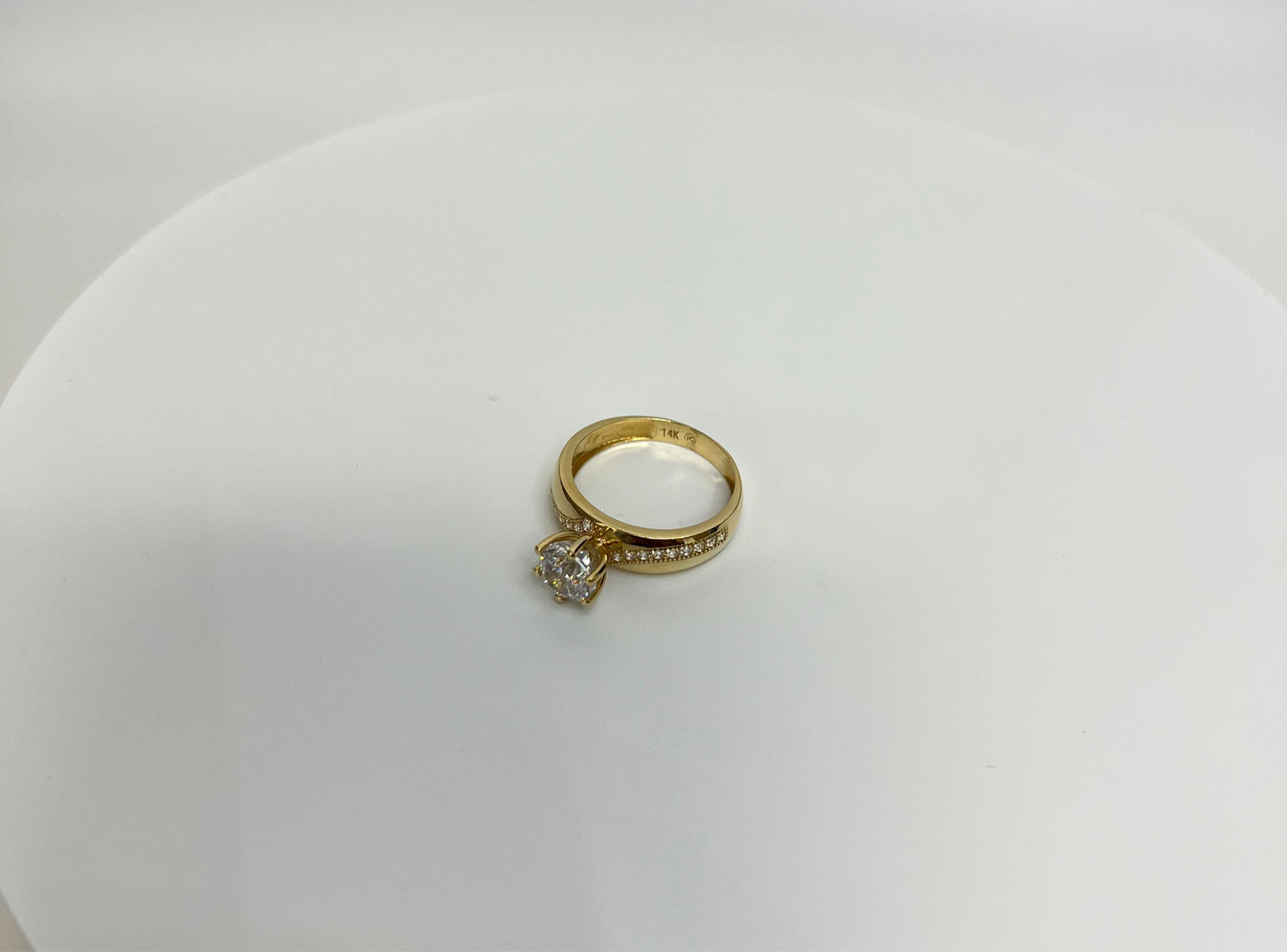 1470- NEW 14K Classic Gold Wedding Ring W.G