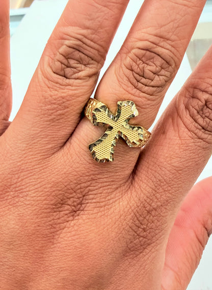 1520- NEW 10K Cross Nugget Fashion Ring W.G