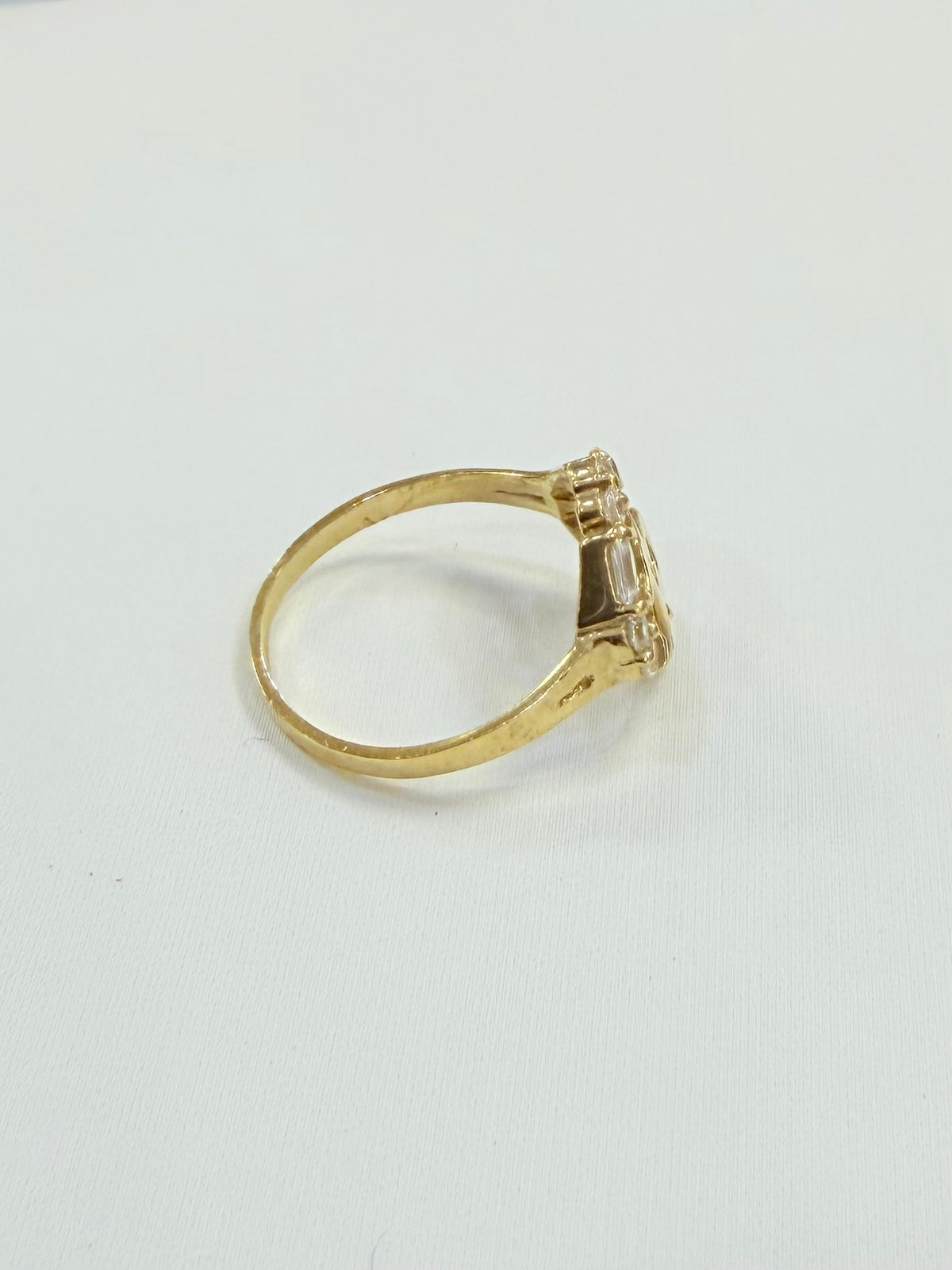 1488- NEW 10K Gold Classic Quinceañera Ring W.G