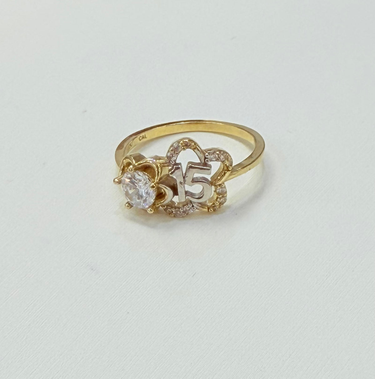 1485- NEW 10K Flower Quinceañera Ring W.G