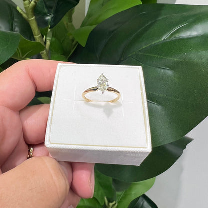 1341- NEW 14K Oval Diamond 💎 Gold Ring W.G