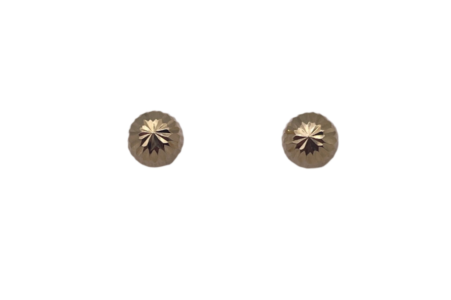 589-14K Gold Diamond Cut Stud Earrings 5.5mm