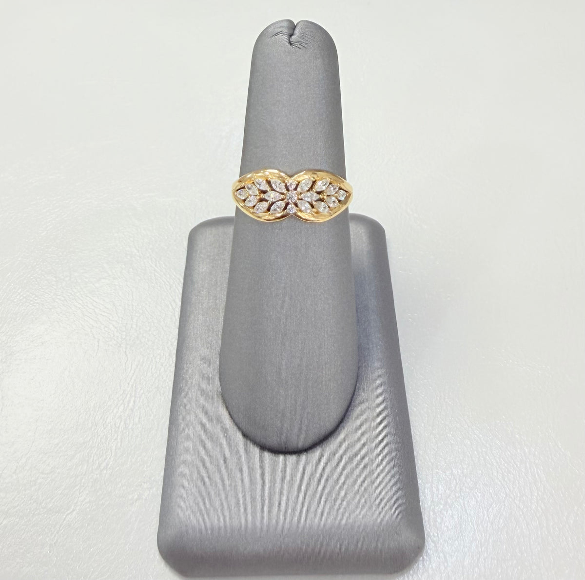 1477- NEW 14K Gold Cluster Ring W.G