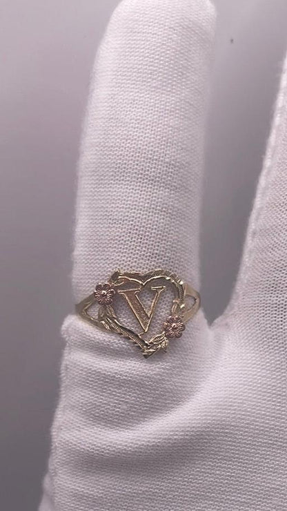 00161- NEW 14K Heart Shape Letter “V” Two Tone Ring (W.G)