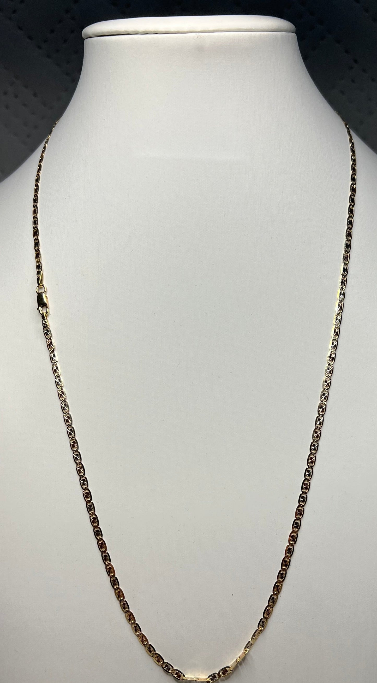 0040- NEW 14K Tri-Color Gold Flat  Valentino Link Chain (2.75mm) W.G