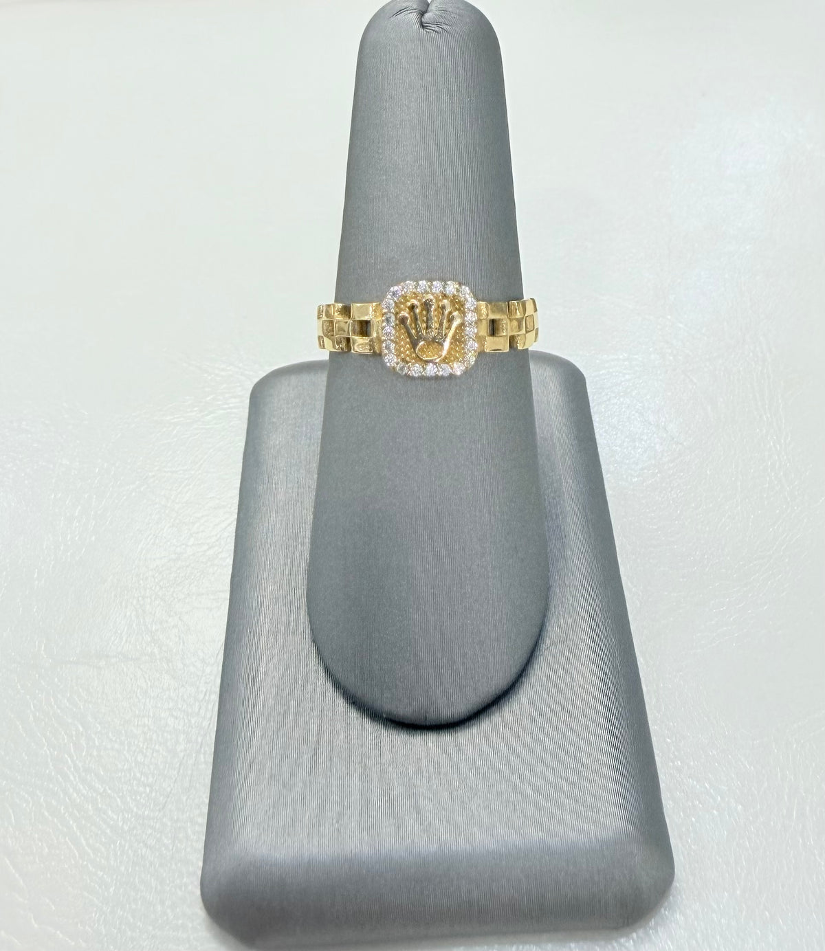 1677- NEW 14K Fancy Crown Women’s Ring W.G