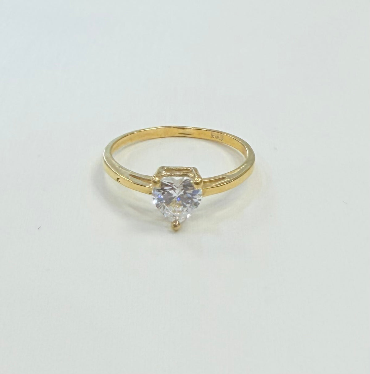 1642- NEW 10K Engagement Thin Ring W.G