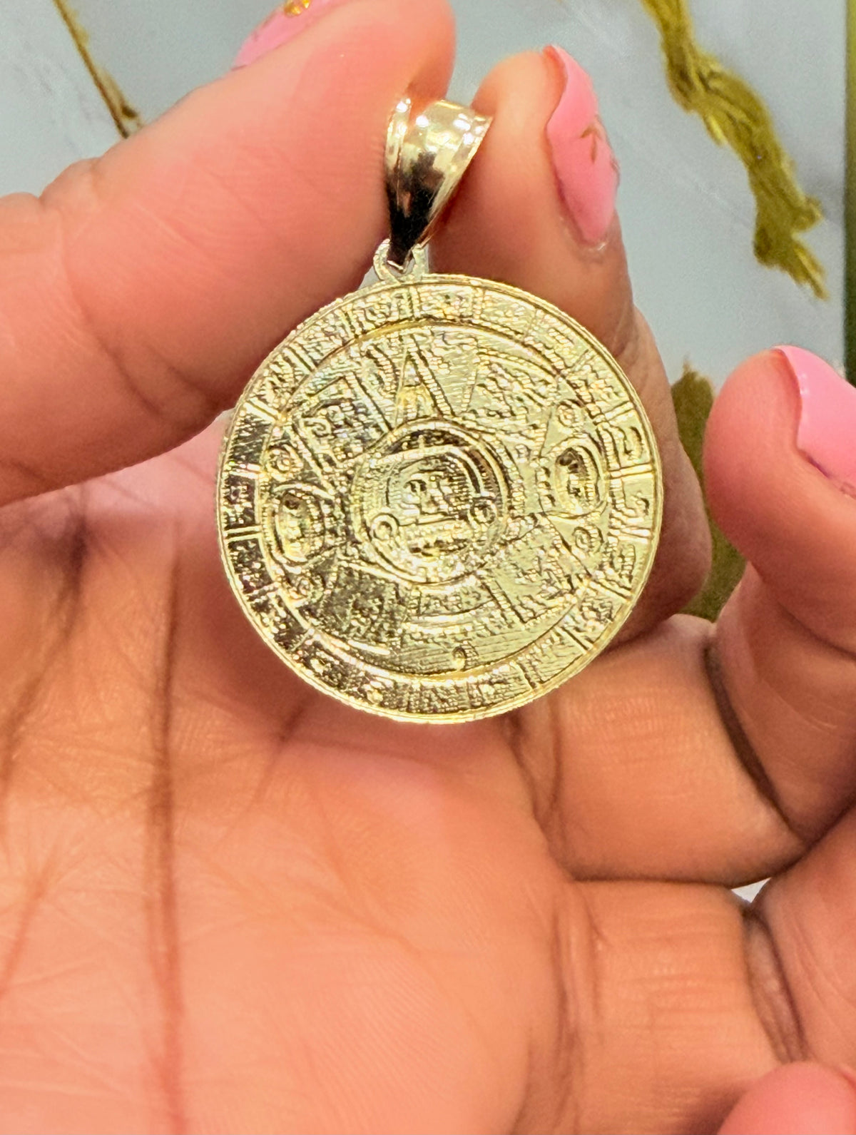 1726- NEW 10K Gold Aztec Mayan Calendar Pendant (2.86mm)