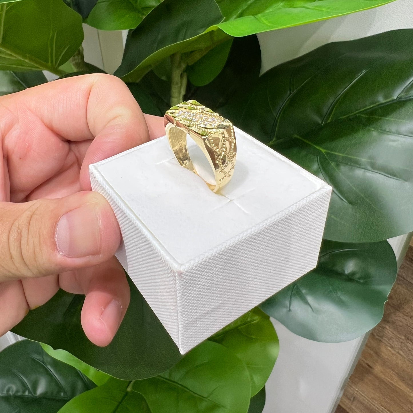 1194- NEW 14K Nugget Ring With Cz Men's Ring W.G