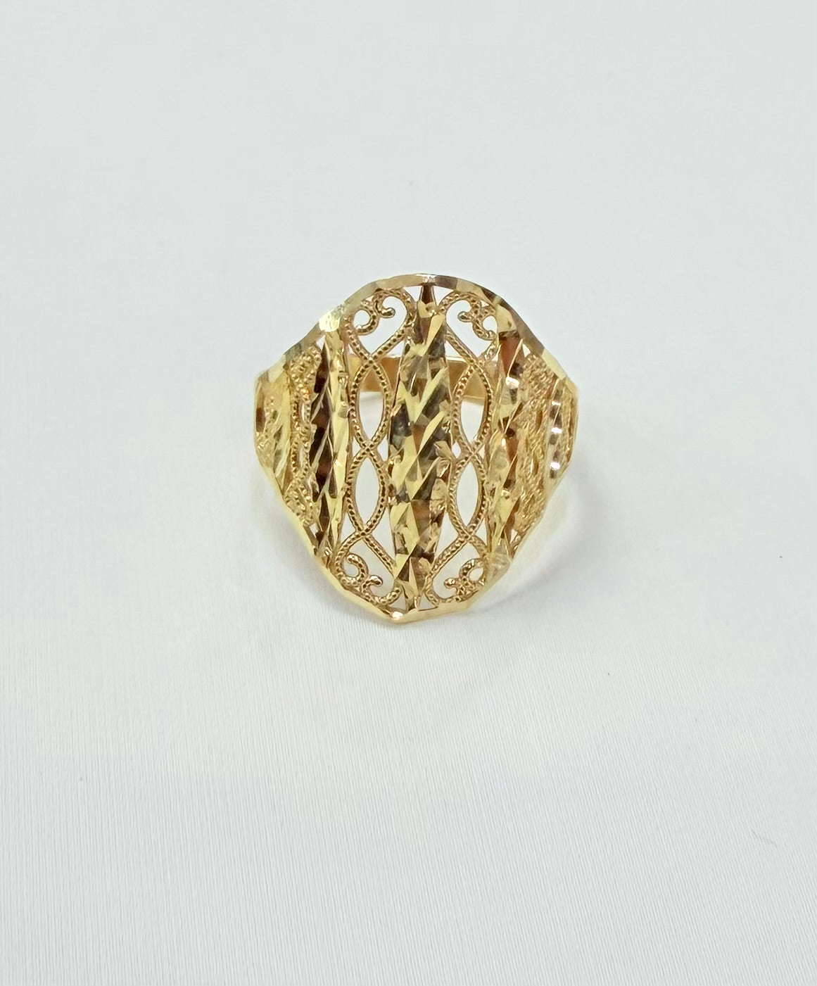 1636- NEW 10K Fashion Fancy Ring W.G