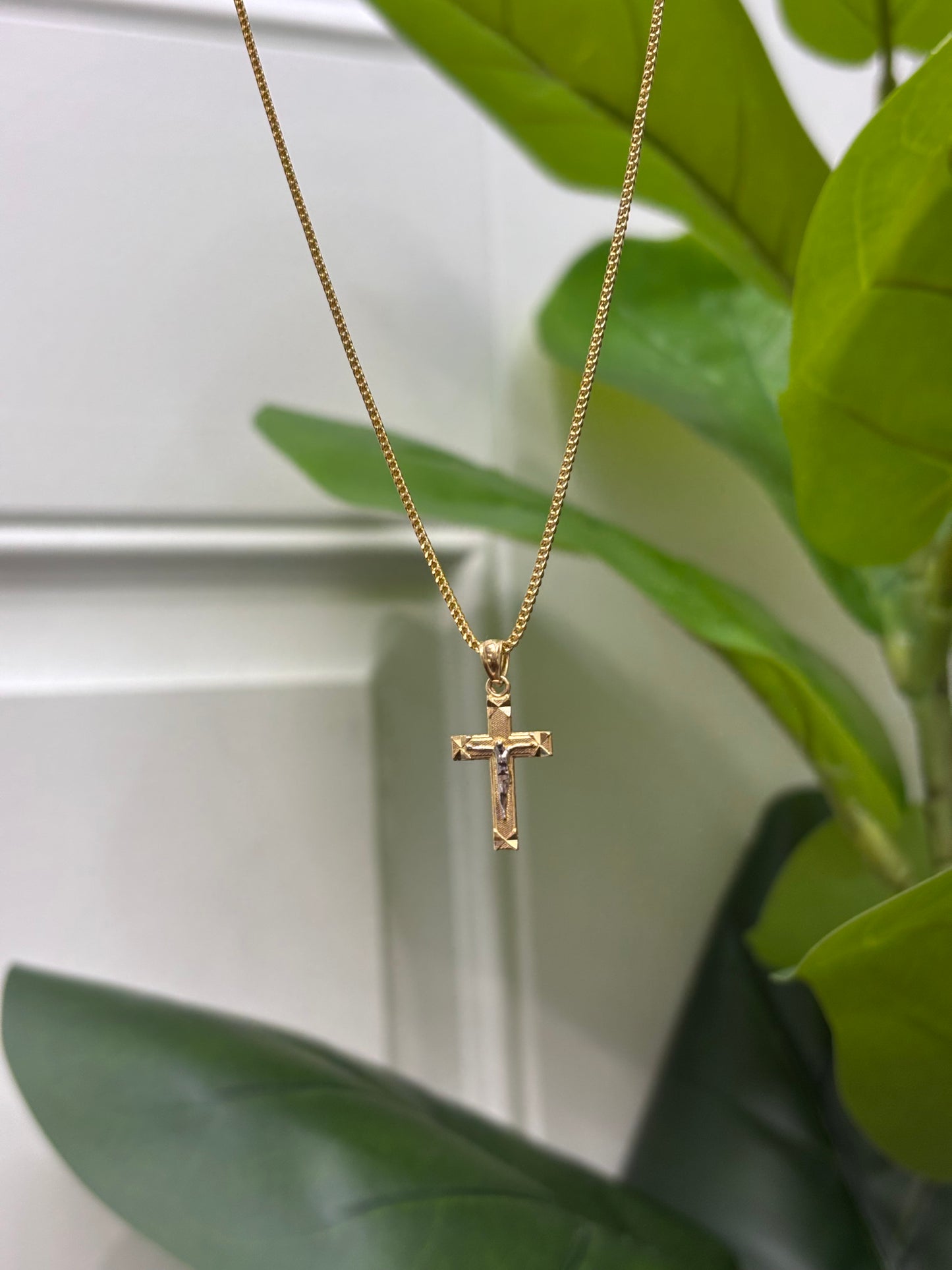 926- NEW 14K Jesus Crucifix Cross Pendant W.G