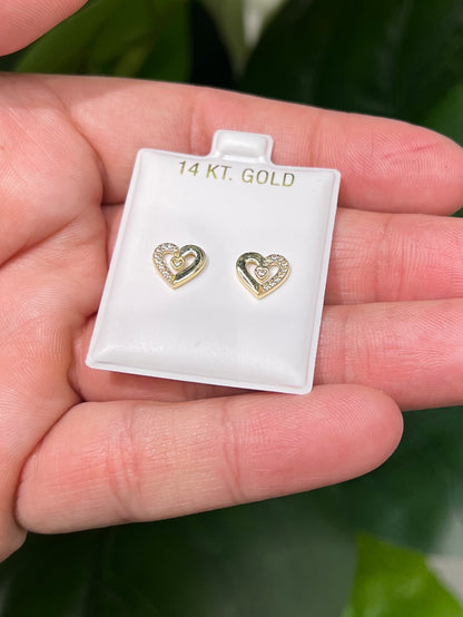 1391- NEW 14K Small Heart Stud Earrings W.G